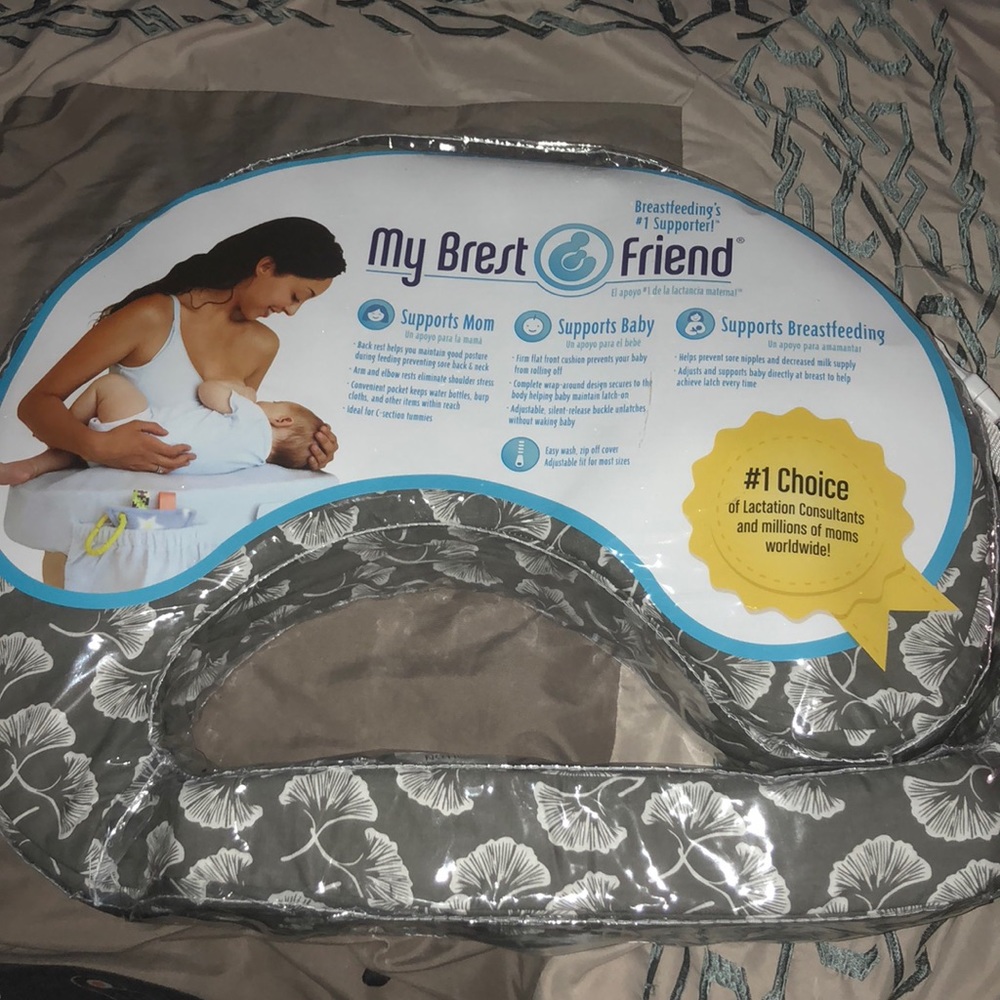 Breastfeeding pillow!